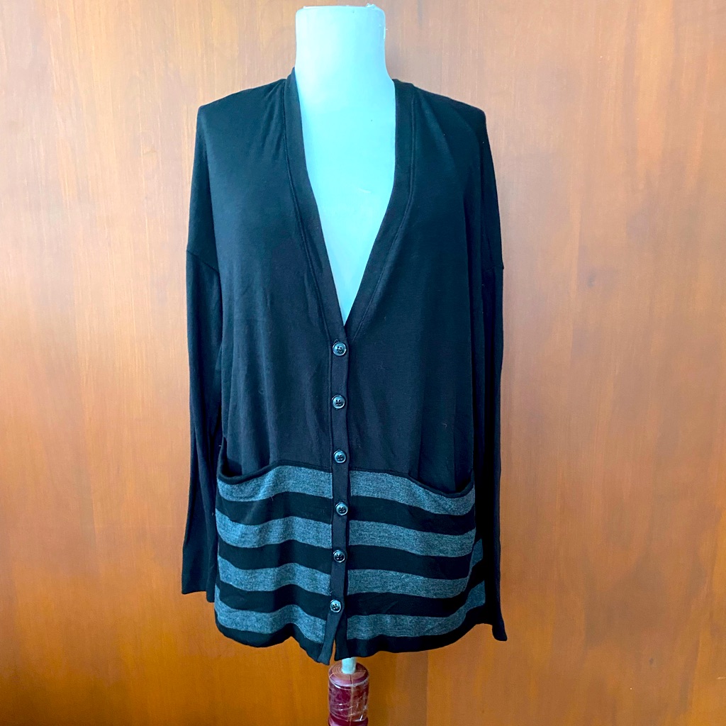 Three Dots Button Down Top